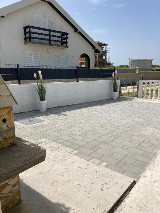 Apartmani Dorijan 沃希 外观 照片